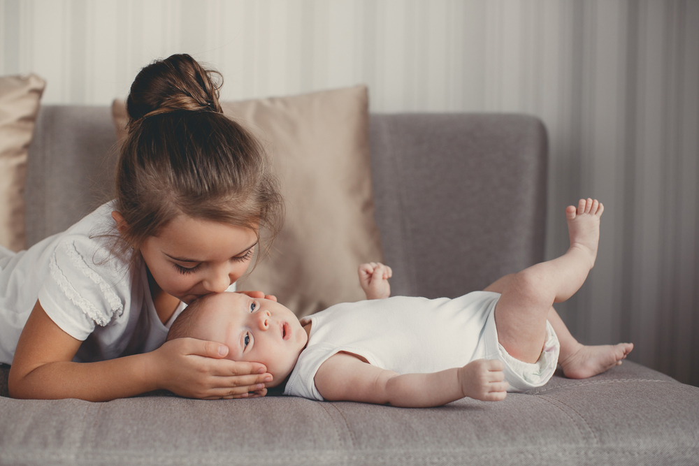 Młodsze rodzeństwo – jak przygotować na nie dziecko? 