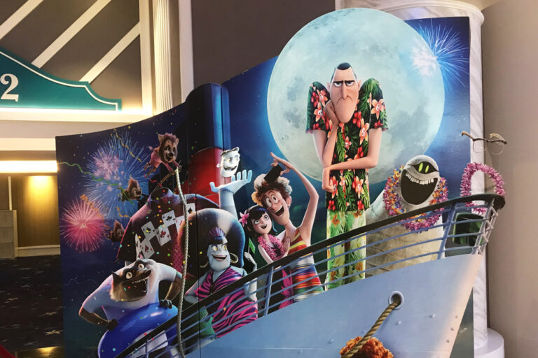 Zobacz, co dzieje się w Hotelu Transylwania i obejrzyj z dzieckiem ten film