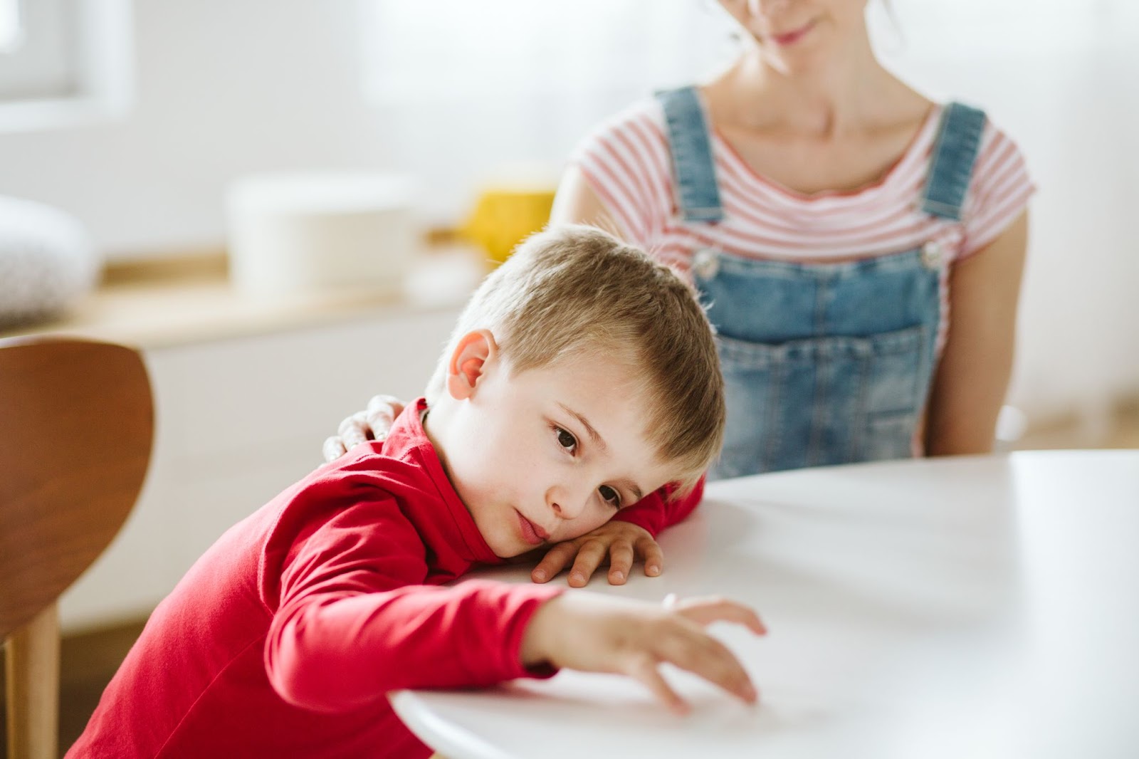 Dziecko z ADHD nie zwraca uwagi na matkę